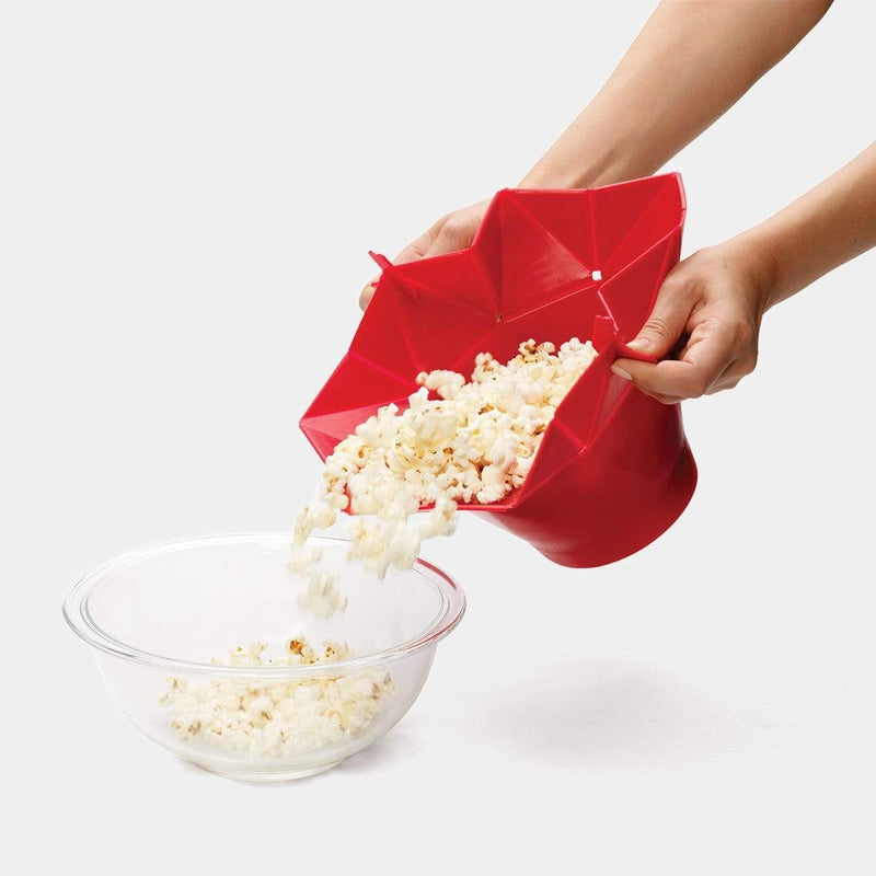 Poptop Popcorn Popper pouring popcirn into bowl